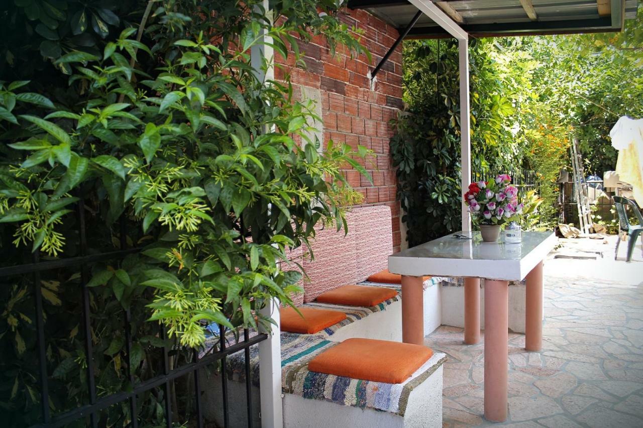 Villa Mihal Apartments Ksamil Dış mekan fotoğraf